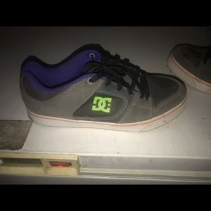 DC skate shoes